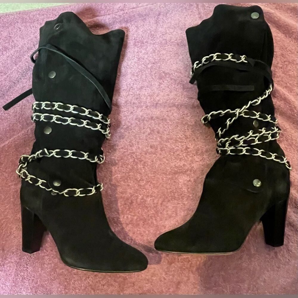 2 Item Bundle Prada Shoulder Purse Isabel Marant Chainlink Boots Blue Red Black